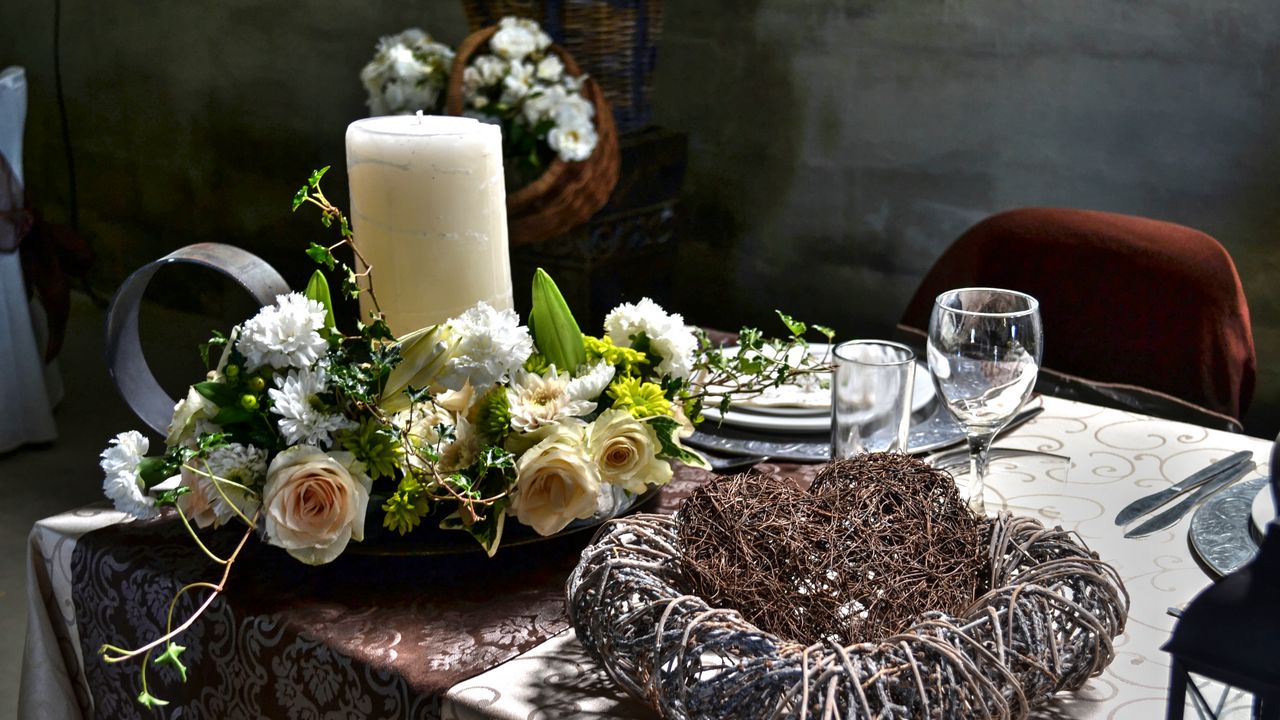 Wallpaper candle, bouquet, table, decoration, tableware