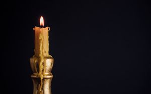 Preview wallpaper candle, candlestick, fire, dark