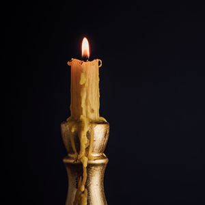 Preview wallpaper candle, candlestick, fire, dark