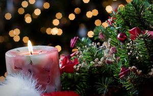 Preview wallpaper candle, fir, branch, new year