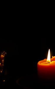 Preview wallpaper candle, fire, flame, darkness, light