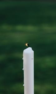 Preview wallpaper candle, fire, flame, focus, blur