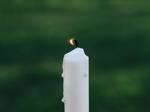 Preview wallpaper candle, fire, flame, focus, blur