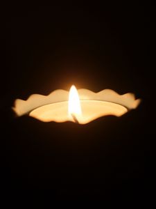 Preview wallpaper candle, fire, flame, glow, dark