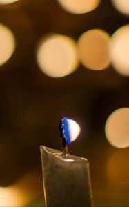Preview wallpaper candle, fire, flame, bokeh