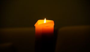 Preview wallpaper candle, fire, light, darkness