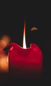 Preview wallpaper candle, flame, fire, red, blur, dark