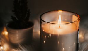 Preview wallpaper candle, flame, fire, comfort, garland