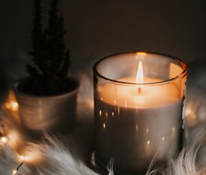 Preview wallpaper candle, flame, fire, comfort, garland