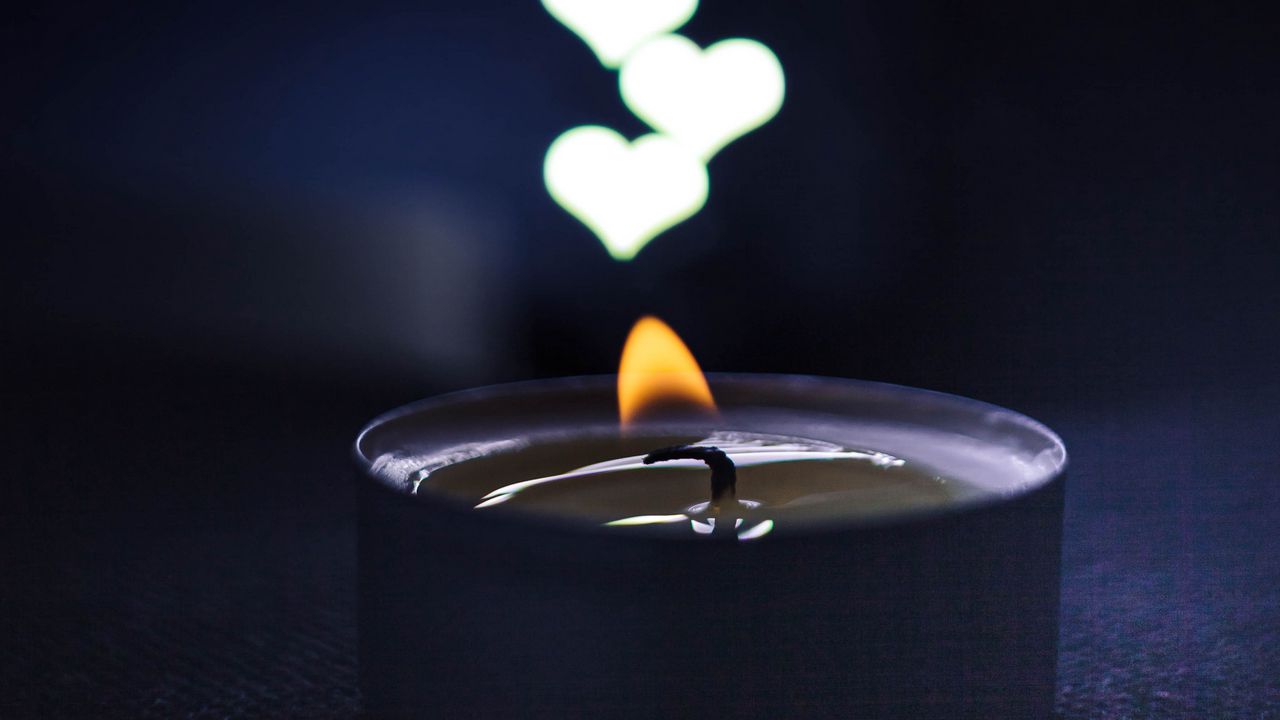 Wallpaper candle, flame, heart, glare