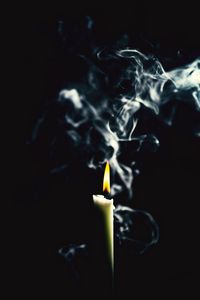 Preview wallpaper candle, flame, smoke, dark
