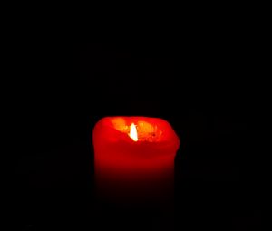 Preview wallpaper candle, glow, black, flame