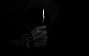 Preview wallpaper candle, hands, bw