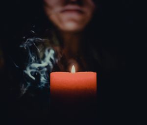 Preview wallpaper candle, lips, darkness, smoke, fire, wax