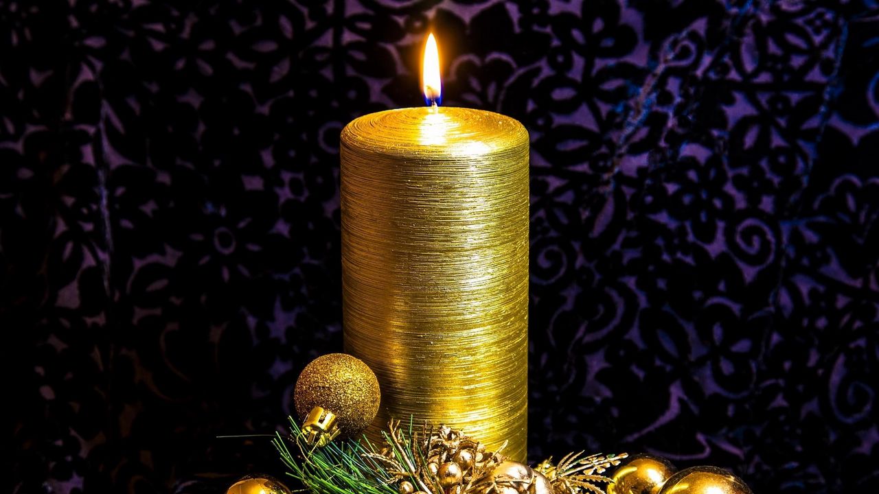 Wallpaper candle, pine needles, toys, gold