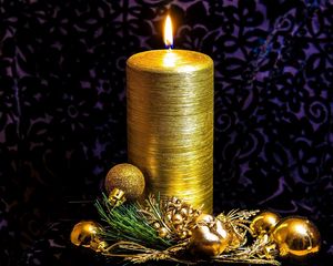 Preview wallpaper candle, pine needles, toys, gold