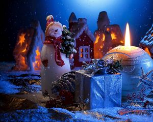 Preview wallpaper candle, snowman, gift, home, holiday, new year, christmas
