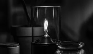 Preview wallpaper candle, wick, fire, bw, black