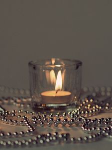 Preview wallpaper candles, candle holders, lights, chain