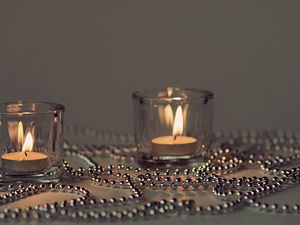 Preview wallpaper candles, candle holders, lights, chain