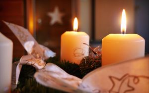 Preview wallpaper candles, christmas, new year