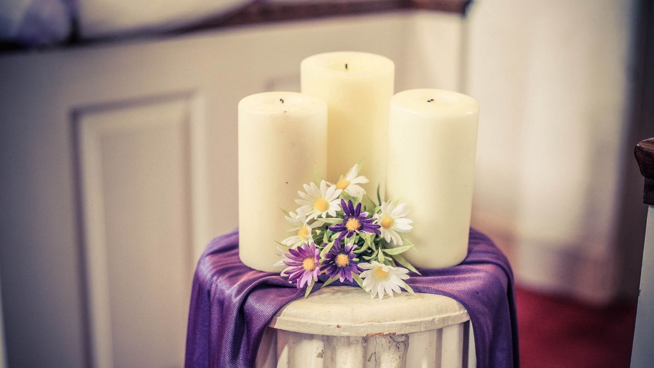 Wallpaper candles, composition, flowers