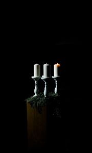 Preview wallpaper candles, white, dark, darkness