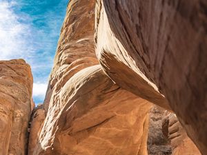 Preview wallpaper canyon, cave, gorge, rocks, sandy