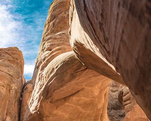 Preview wallpaper canyon, cave, gorge, rocks, sandy