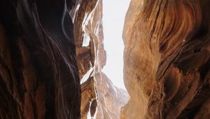 Preview wallpaper canyon, cave, rocks, stone, rays