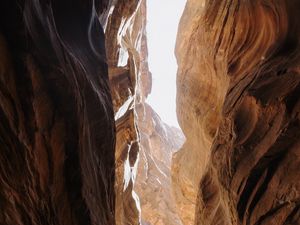 Preview wallpaper canyon, cave, rocks, stone, rays