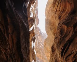 Preview wallpaper canyon, cave, rocks, stone, rays