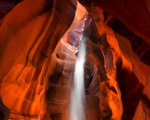 Preview wallpaper canyon, cave, sand, sunlight