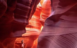 Preview wallpaper canyon, patterns, bends, person