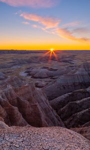 Preview wallpaper canyon, rocks, dry, cranny, sun, sunset