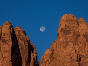 Preview wallpaper canyon, rocks, relief, moon, nature