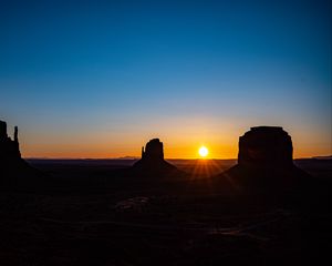 Preview wallpaper canyon, rocks, silhouettes, sunset, dark