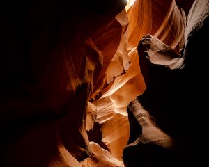 Preview wallpaper canyon, shadows, light, relief