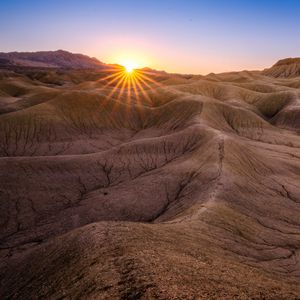 Preview wallpaper canyon, sun, relief, cranny