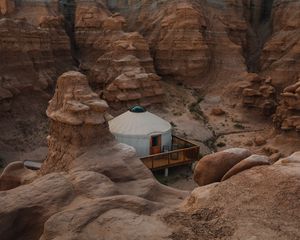 Preview wallpaper canyon, valley, building, rocks, sandy