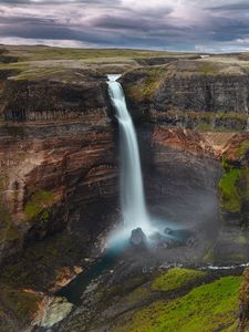 Preview wallpaper canyon, waterfall, cliff