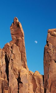 Preview wallpaper canyons, rocks, moon, sky, crack