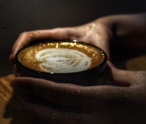Preview wallpaper cappuccino, coffee, mug, hands, glitter