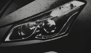 Preview wallpaper car, black, headlight, drops, wet