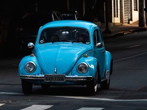 Preview wallpaper car, blue, retro, road