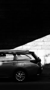 Preview wallpaper car, bw, side view, dark