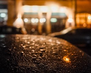 Preview wallpaper car, drops, rain, blur, lantern