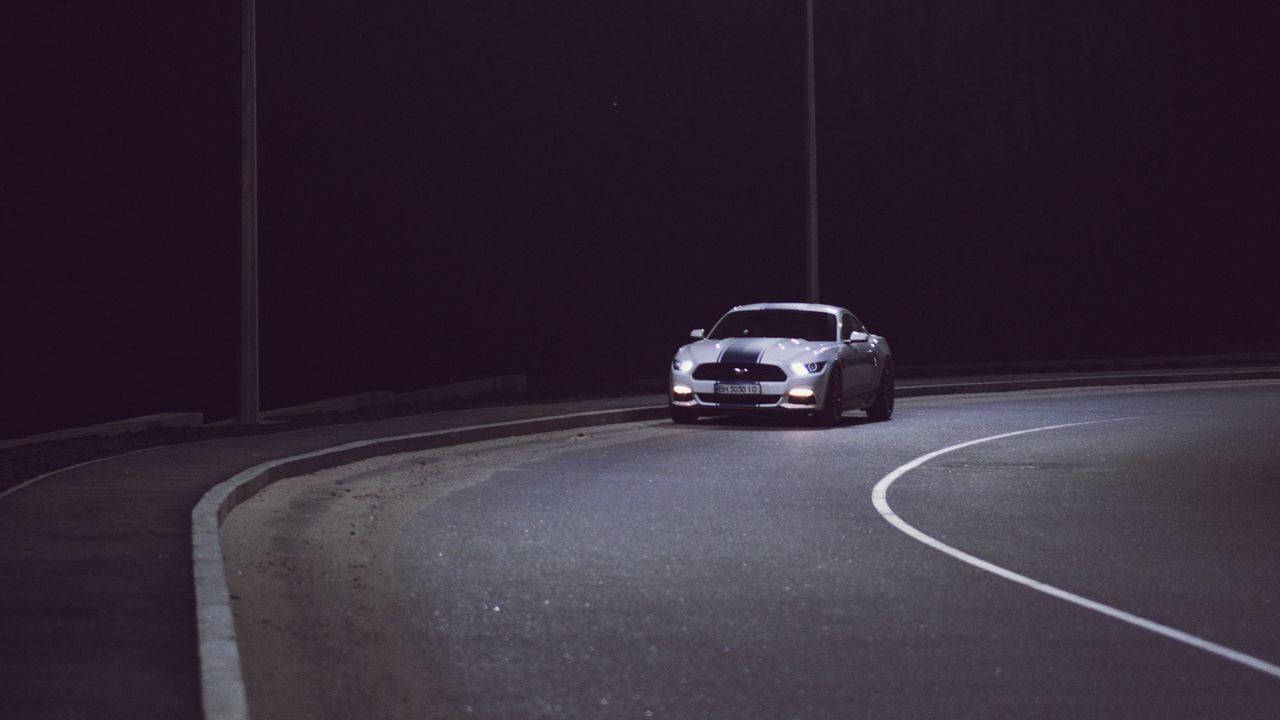 Wallpaper car, flashlight, road, night