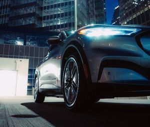 Preview wallpaper car, headlight, gray, light, night