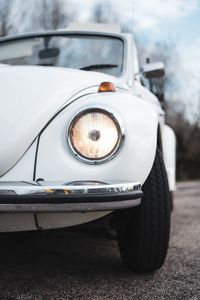 Preview wallpaper car, headlight, white, old, retro